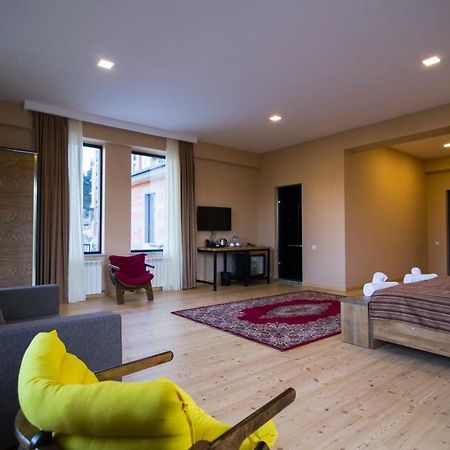 Boutique Hotel "Biotel" Tsqnet'i Екстер'єр фото