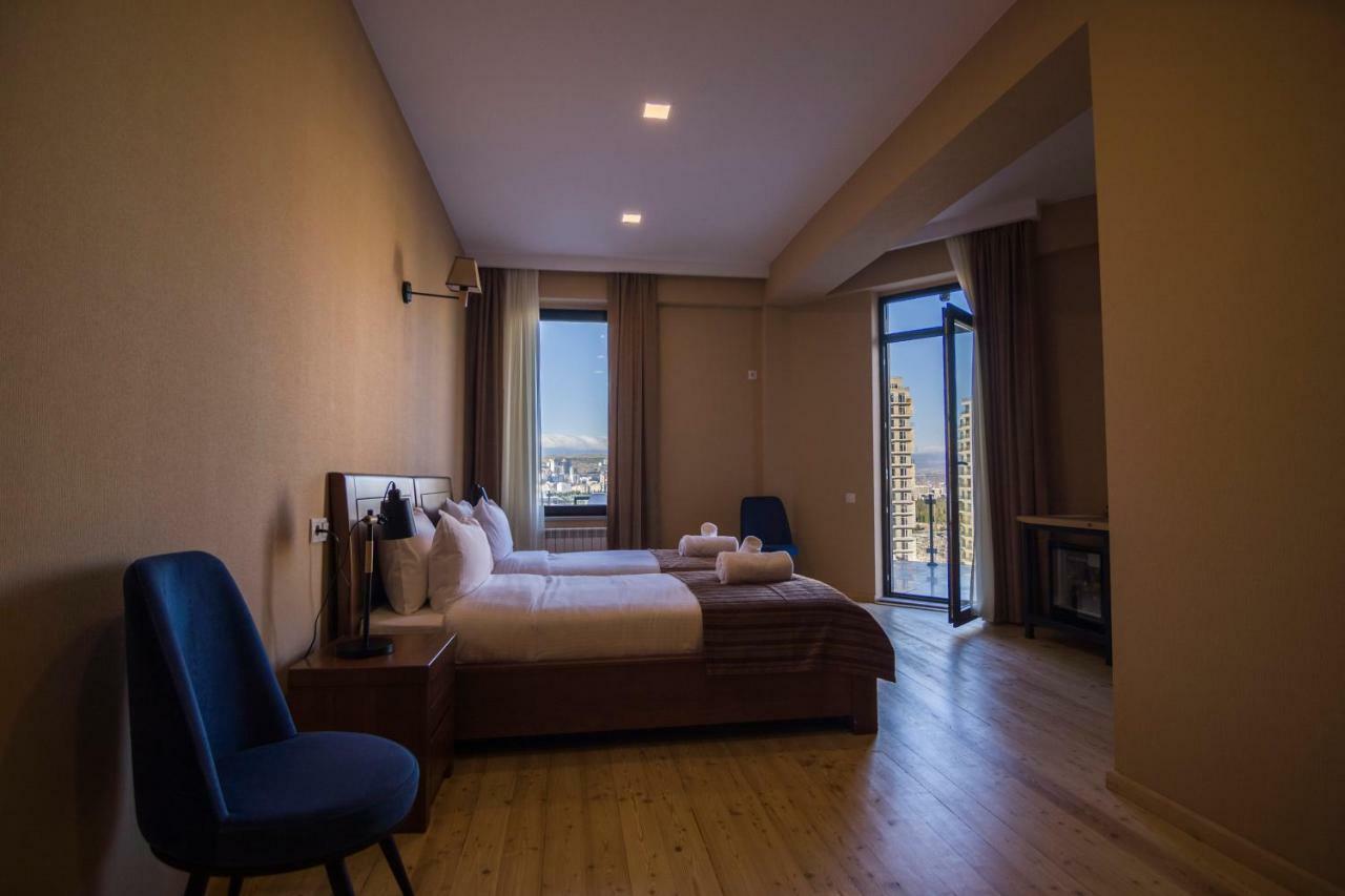 Boutique Hotel "Biotel" Tsqnet'i Екстер'єр фото