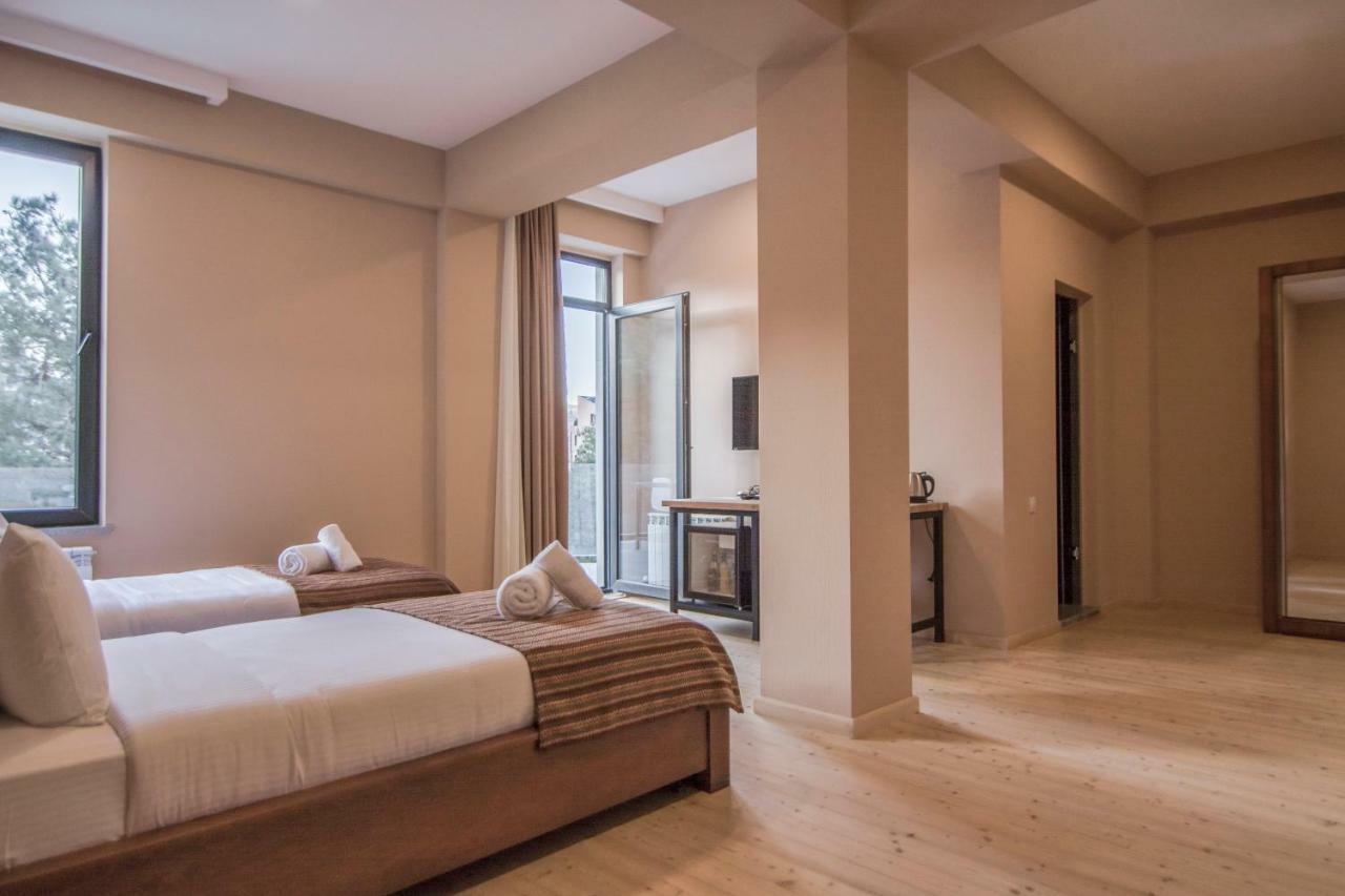 Boutique Hotel "Biotel" Tsqnet'i Екстер'єр фото
